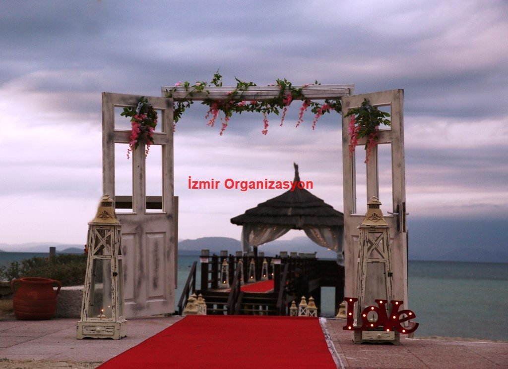 Çeşme Kına Organizasyonu ve Mekanları İzmir Organizasyon